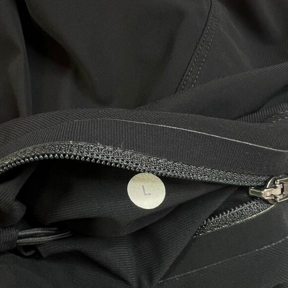 Lululemon Long Workout Gym Shorts in Black Men's Large - Picture 14 of 14